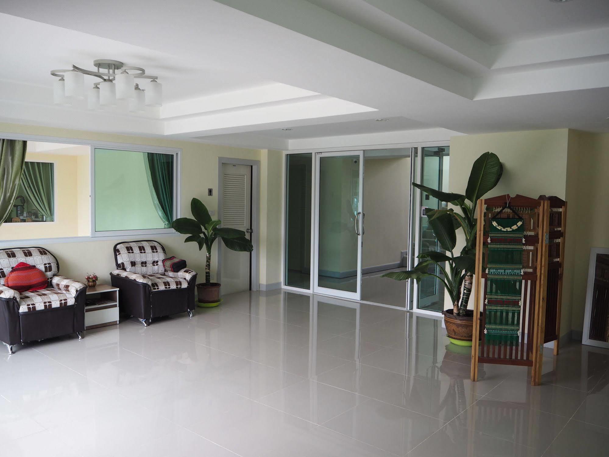 D Sabai Motel Chiang Mai